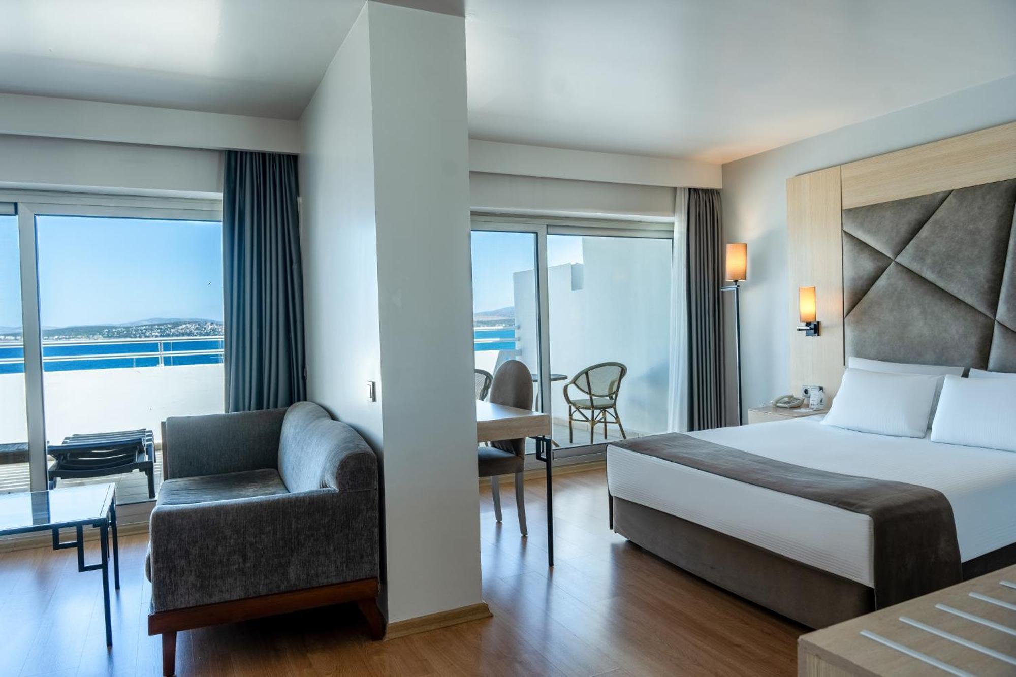 Altin Yunus Hotel & Spa - Çeşme מראה חיצוני תמונה
