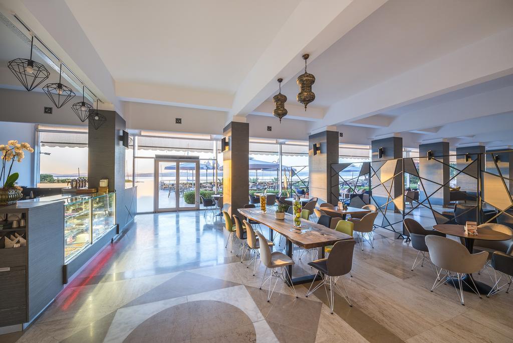 Altin Yunus Hotel & Spa - Çeşme מראה חיצוני תמונה